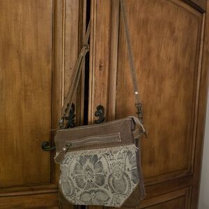 Elegant Brown and Cream Women's Bag